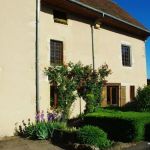 Proche CHAROLLES, en Saône et Loire (71), à vendre Maison 10P de 450 m² hab. env. - Terrain 1830 m² env.