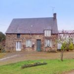Maison en pierre sur 1 HECTARE